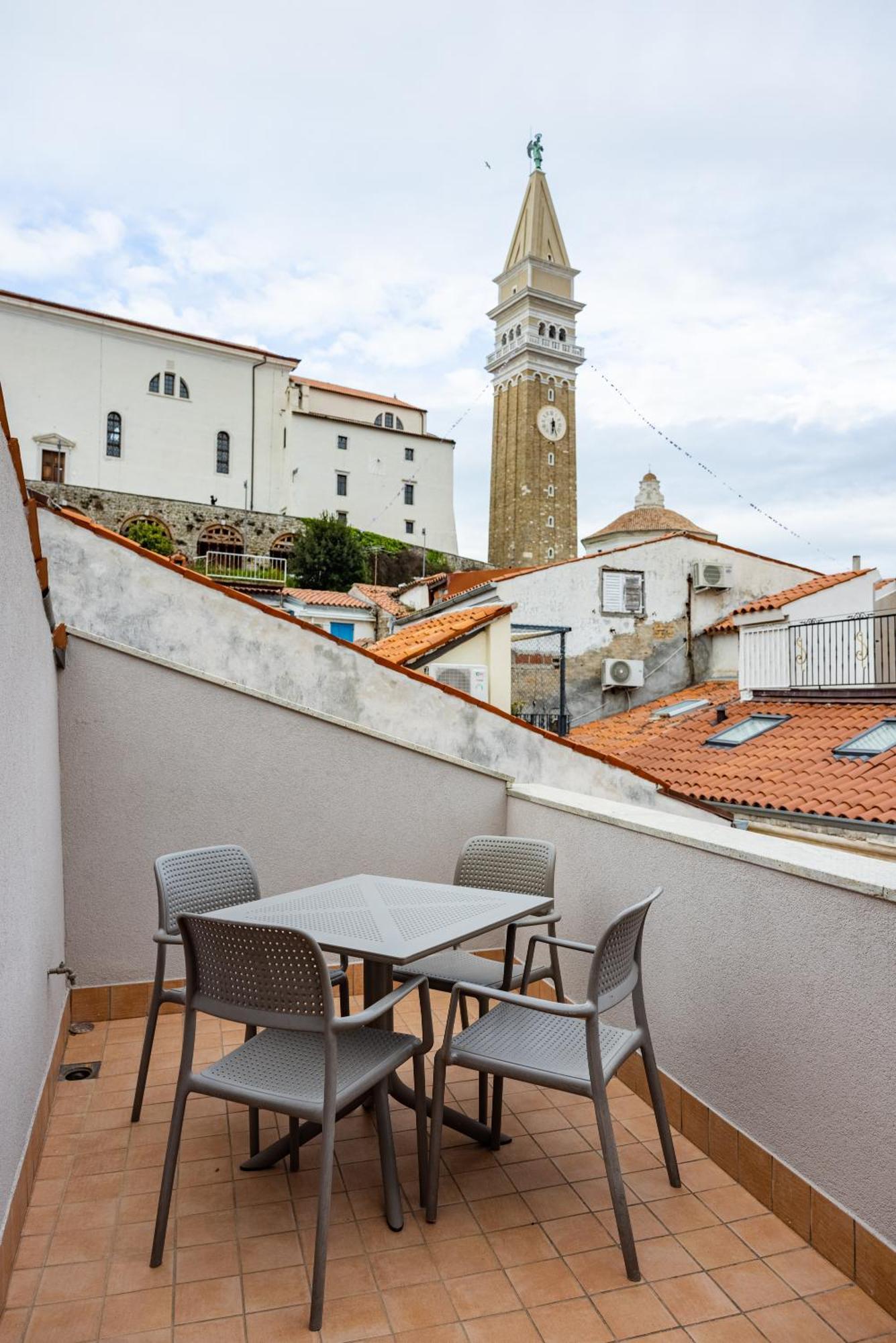 Jazz Apartments Πιράν Εξωτερικό φωτογραφία